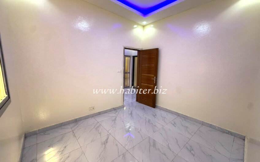 Appartement à louer à la cité Sata Holding Baobab Zac Mbao