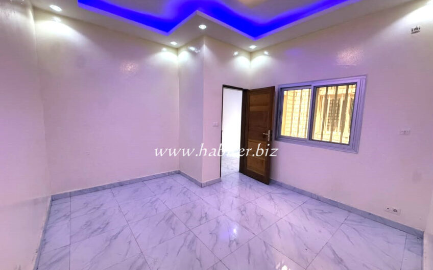 Appartement à louer à la cité Sata Holding Baobab Zac Mbao