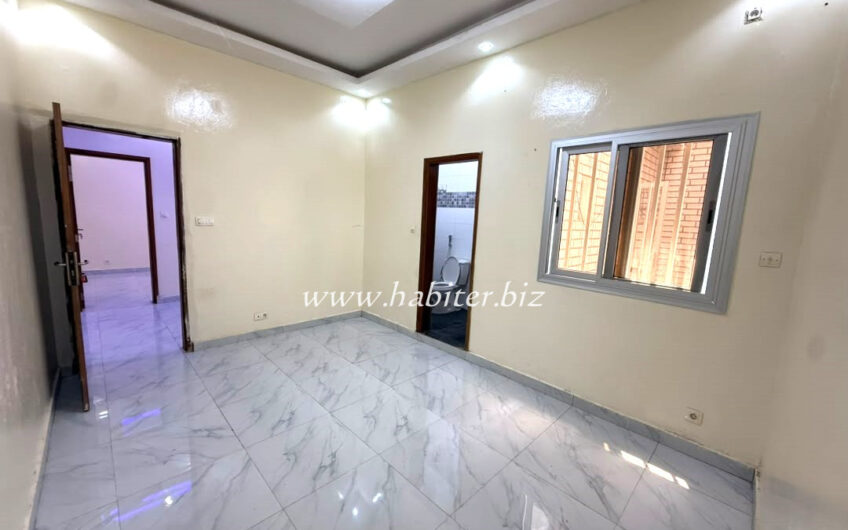Appartement à louer à la cité Sata Holding Baobab Zac Mbao