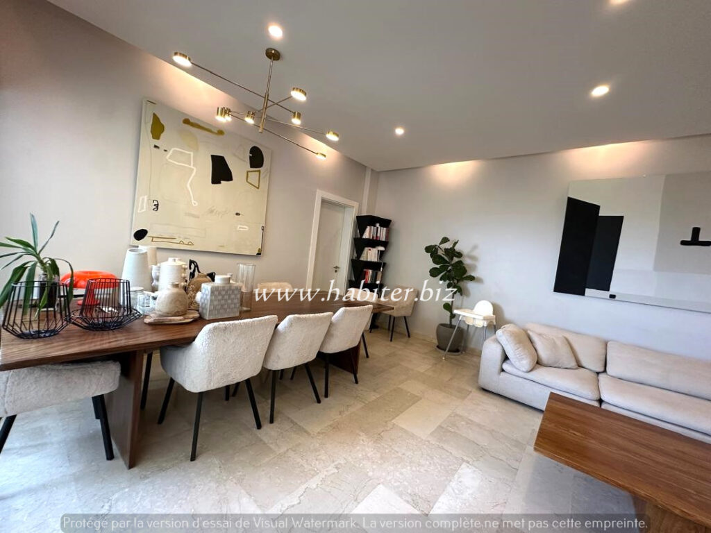 Appartement vide à louer aux Almadies rte du KING FAHD