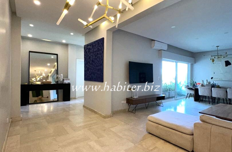 Appartement vide à louer aux Almadies rte du KING FAHD