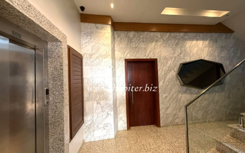 Appartement à louer à Amitié 2