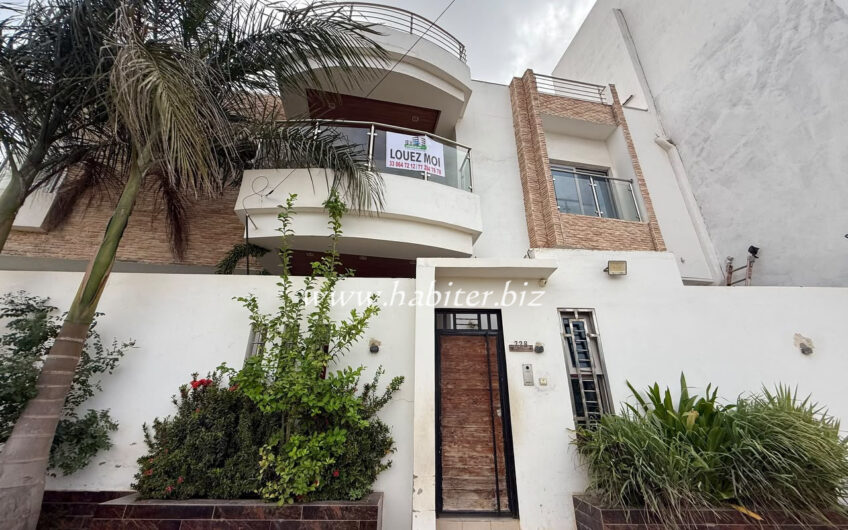 Villa R+2 à louer aux Mamelles dans la cité Cheikh Amar