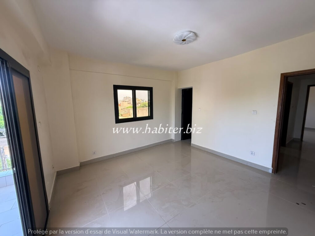 Appartement à louer à la Sicap baobab