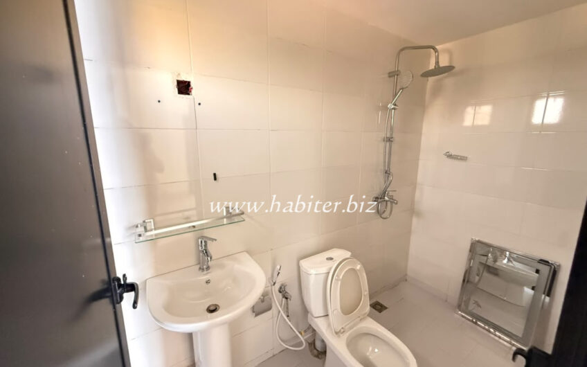 Appartement à louer à la Sicap baobab