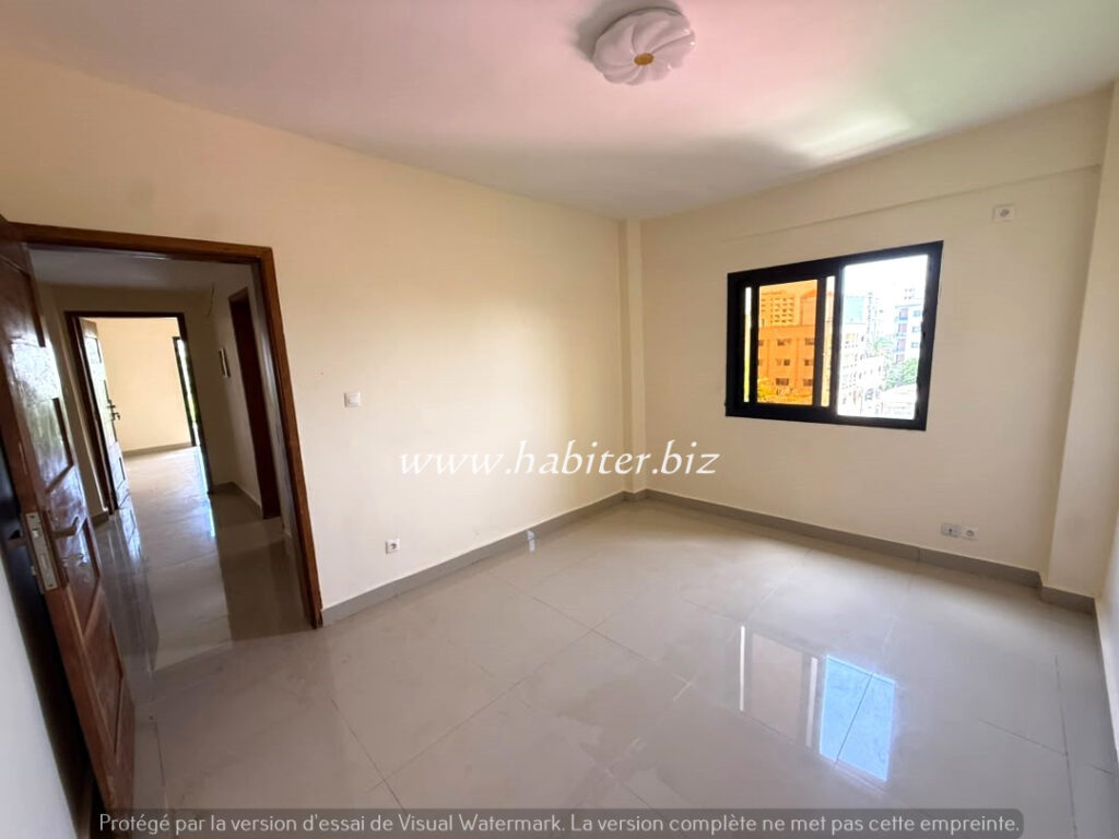 Appartement à louer à la Sicap baobab