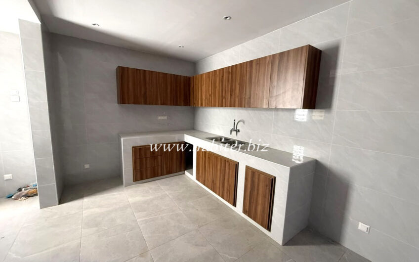 Appartement à louer à la Sicap foire