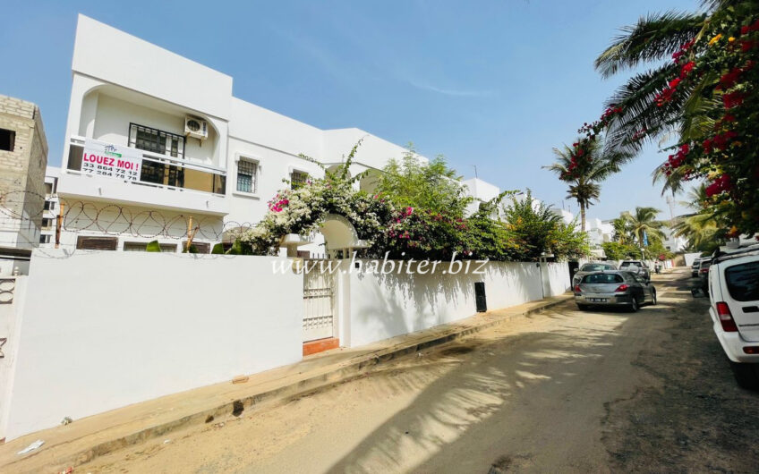 Villa à louer à Ngor COSEPI