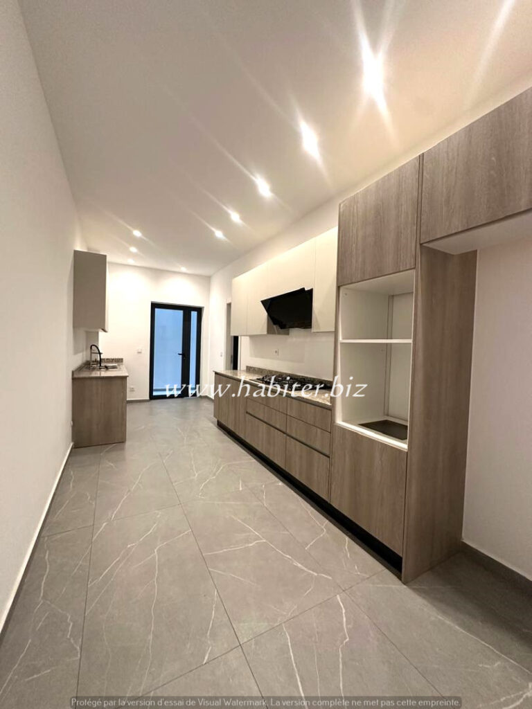 Appartement à louer aux Almadies sur la route du King Fadh