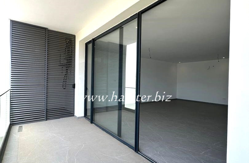 Appartement à louer aux Almadies sur la route du King Fadh