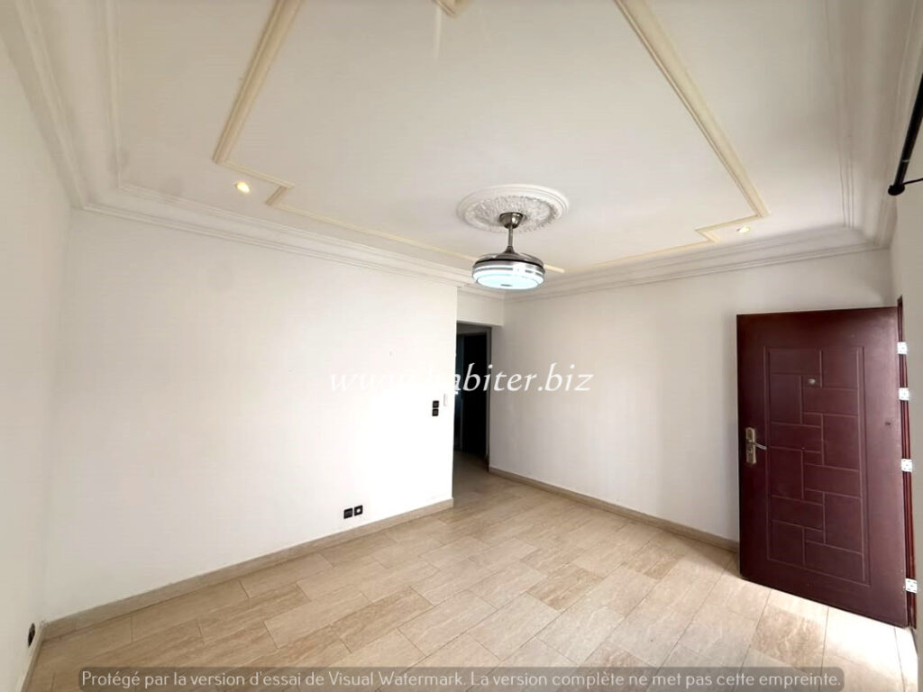 Villa R+1 à louer à Mermoz à la cité Sonatel