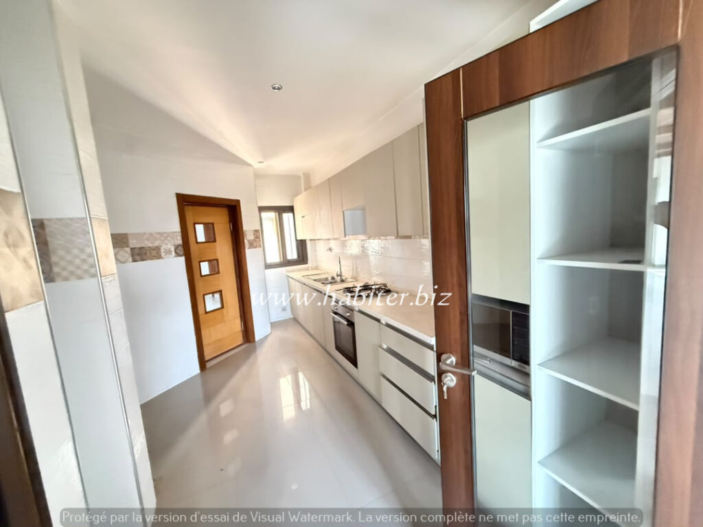 Appartement à louer à Amitié 2
