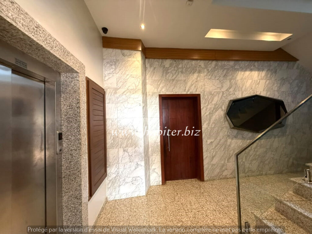 Appartement à louer à Amitié 2
