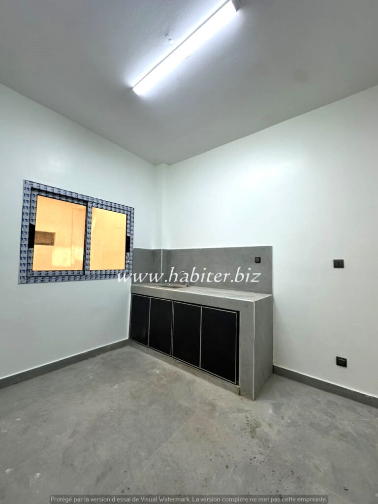 Deux plateaux de bureaux à louer à Mermoz